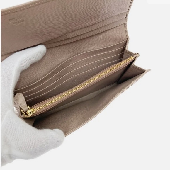 Authentic Prada Ribbon Bifold Long Wallet - Picture 4 of 12
